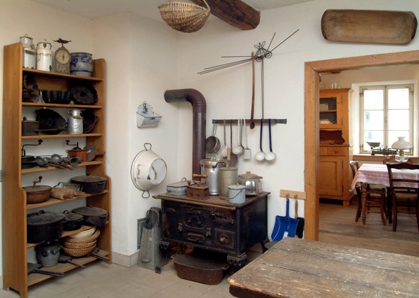 alter Kaminofen im Landwirtschaftsmuseum Reitscheid